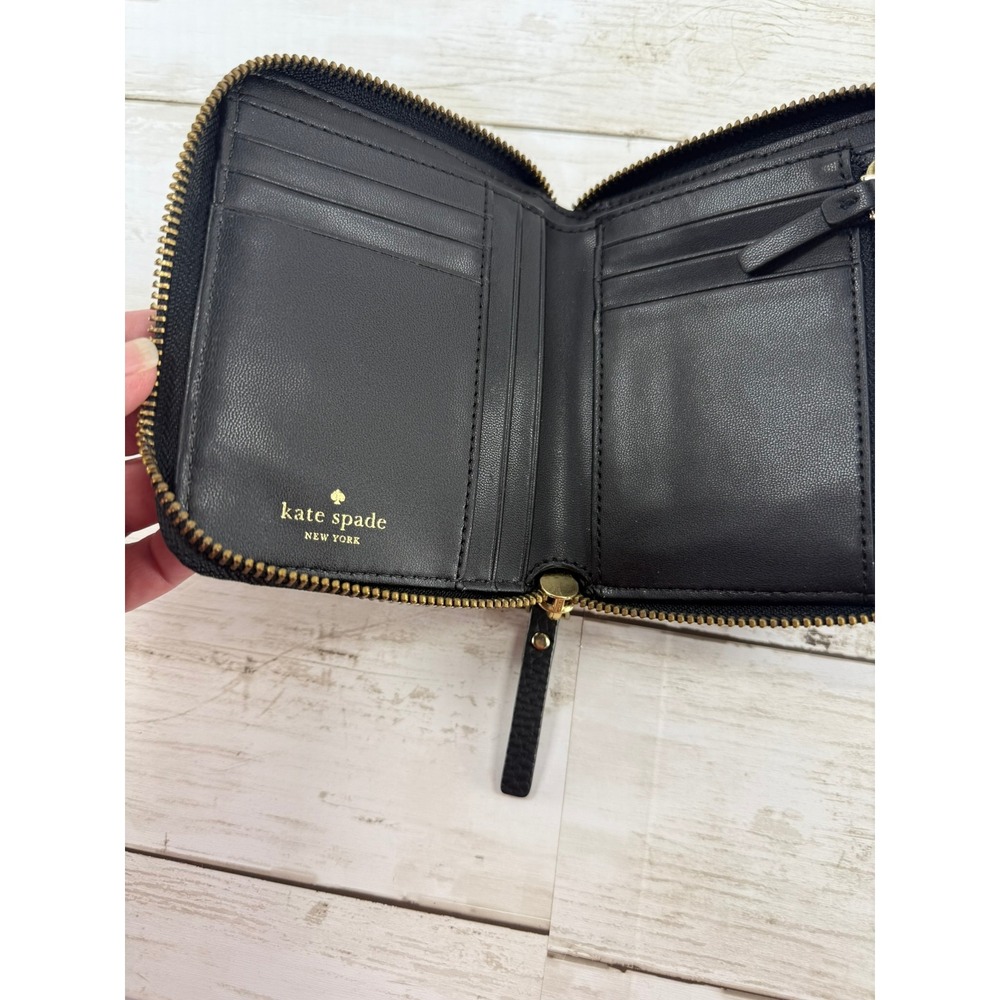 Kate Spade Black Pebbled Leather Floral Applique Zip Around Bifold Small Wallet - Picture 4 of 4